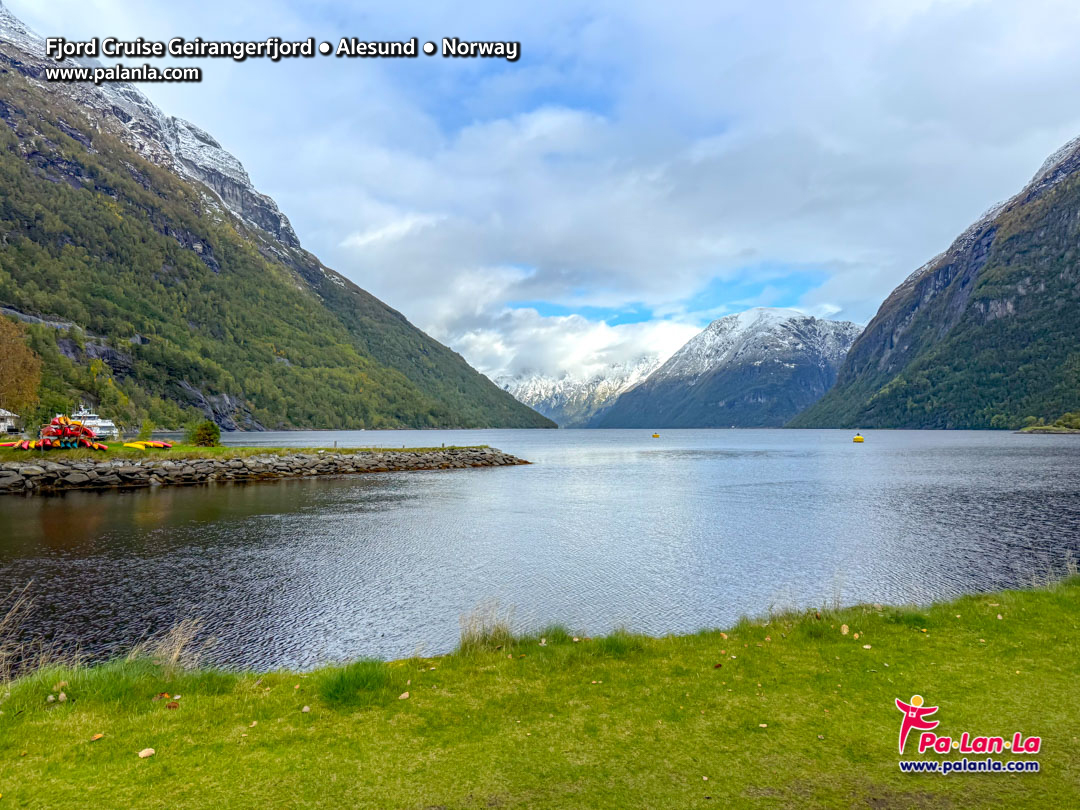 Fjord Cruise Geirangerfjord